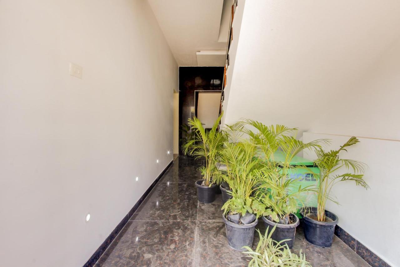 Oyo 69625 Mayuraa Residency Hotel Kumbakonam Eksteriør billede