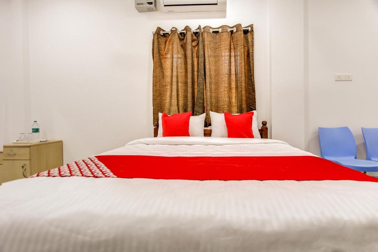 Oyo 69625 Mayuraa Residency Hotel Kumbakonam Eksteriør billede