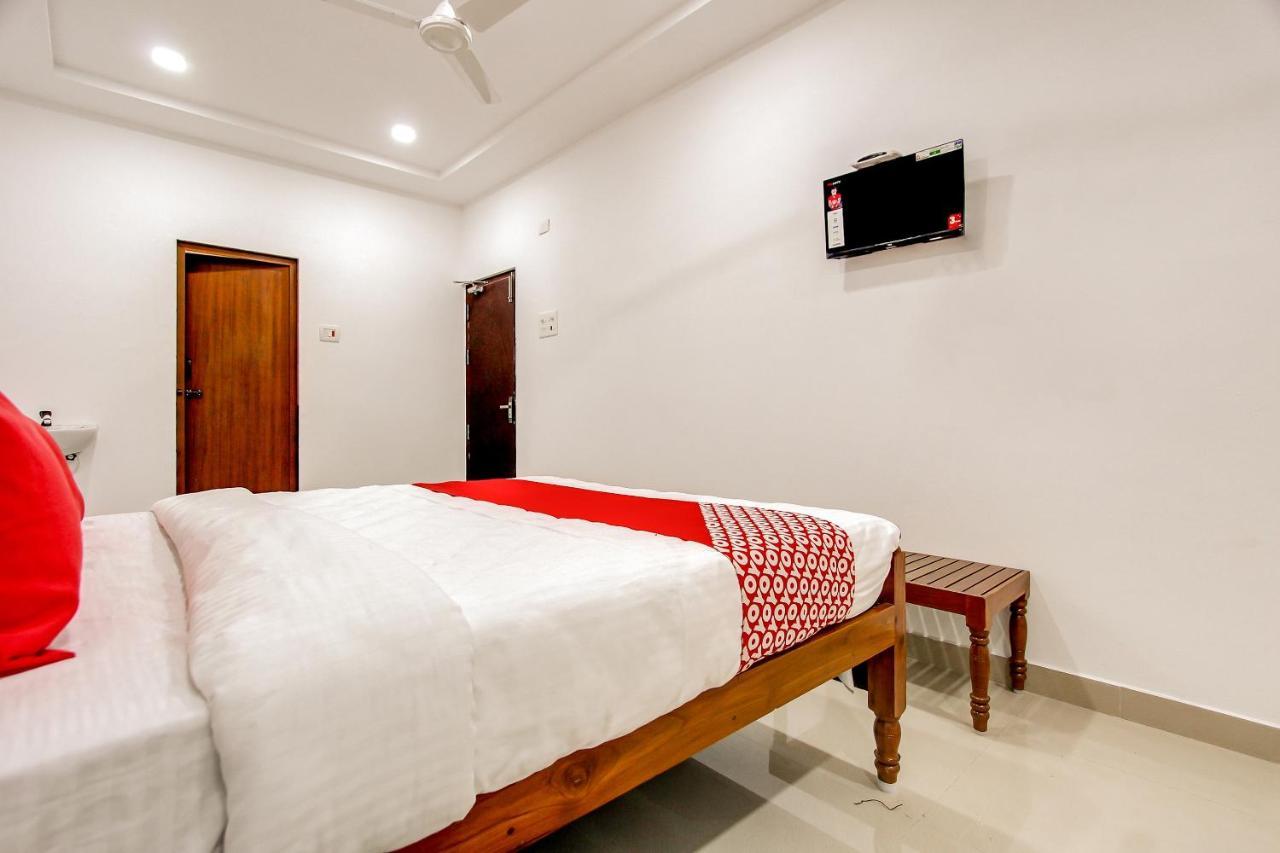 Oyo 69625 Mayuraa Residency Hotel Kumbakonam Eksteriør billede